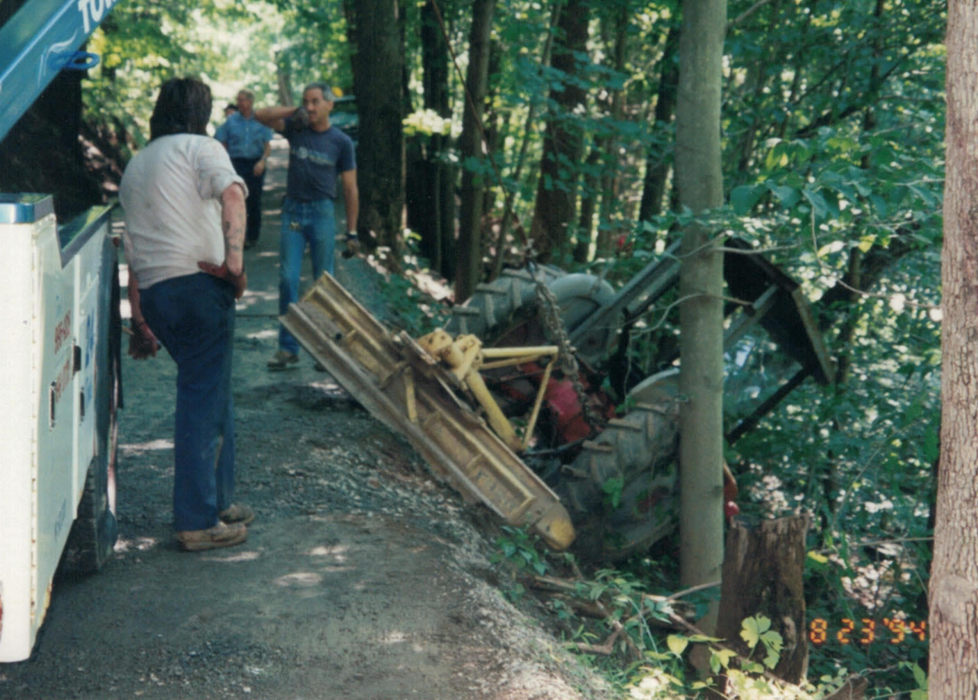 1_Boro-Tractor-off-Creek-Road-94